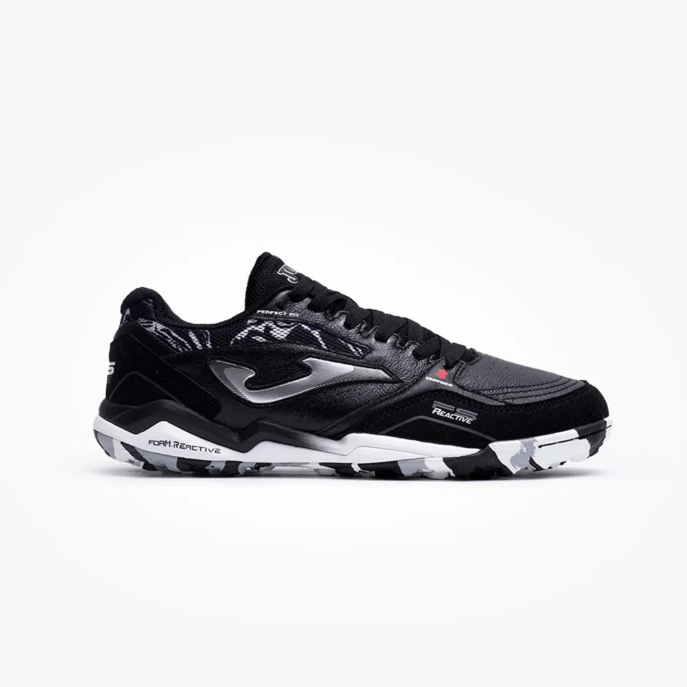 Chuteira de Society Joma Fs Reactive Masculino Preto e Branco